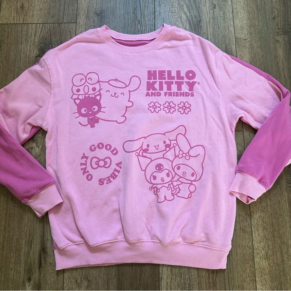 Sanrio x Hello Kitty Adult Crewneck‎ Sweatshirt, Pullover, Graphic Characters, M